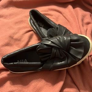 Black slip ons (8)